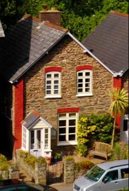 Picture-of-the-front-view-of-No-13-a-Holiday-Cottage-in-Lynmouth-DevonPicture